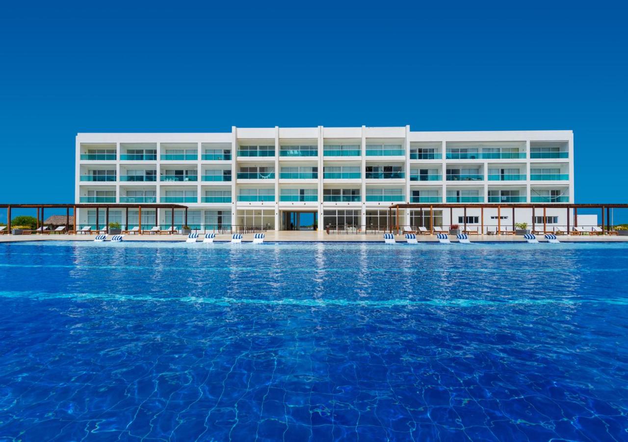 Marina Puerto Velero