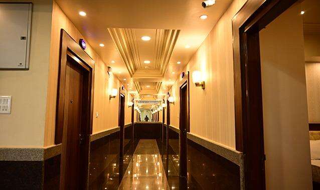 FabHotel Grand Falcon