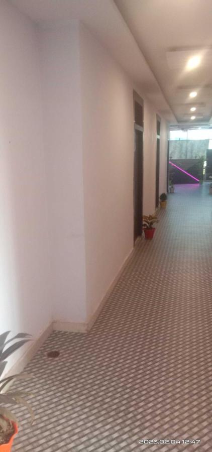 OYO 808246 Hotel Nandan Palace