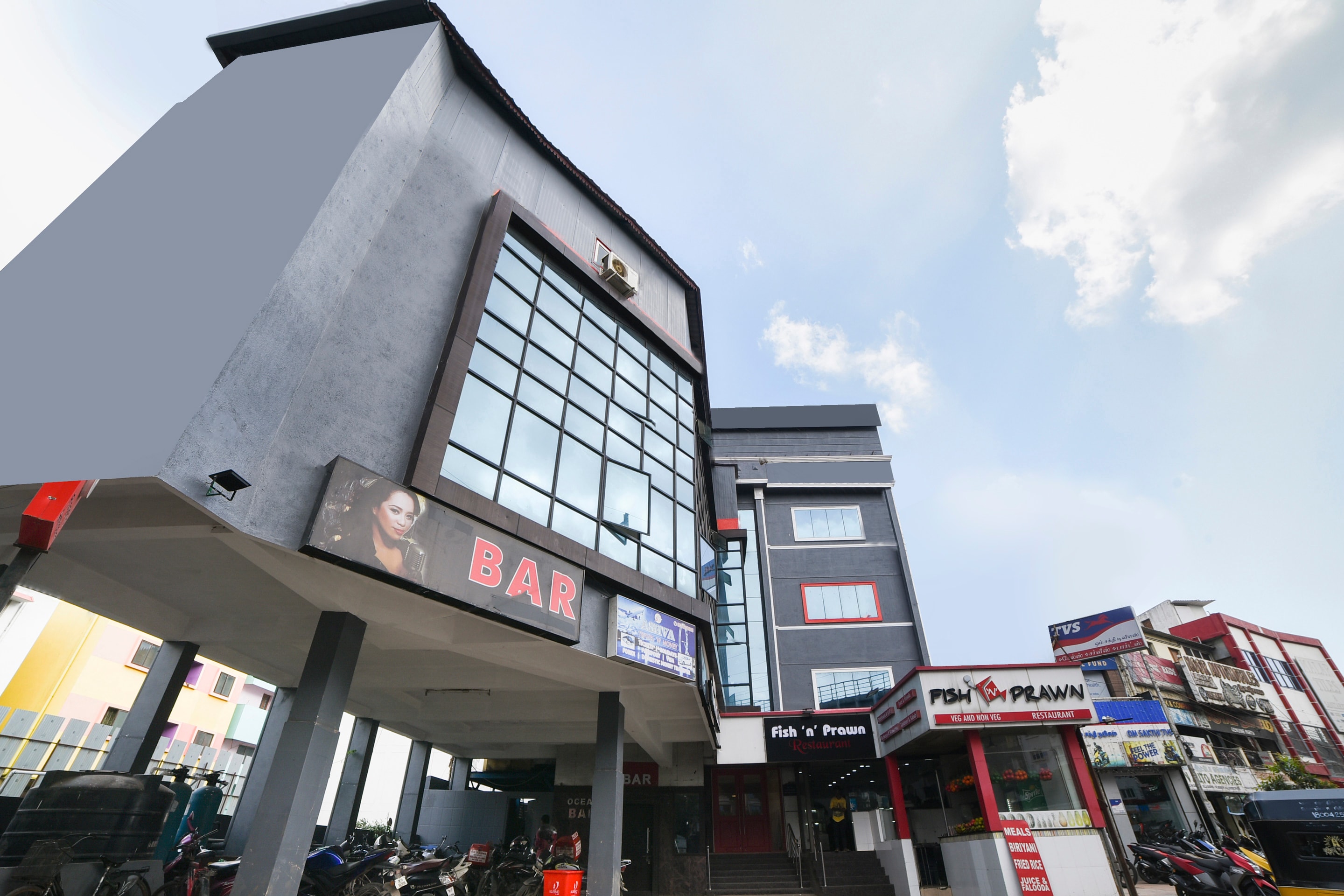 OYO Townhouse 142 Vadapalani