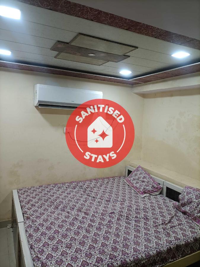 OYO 70140 Hotel Yash Galaxy