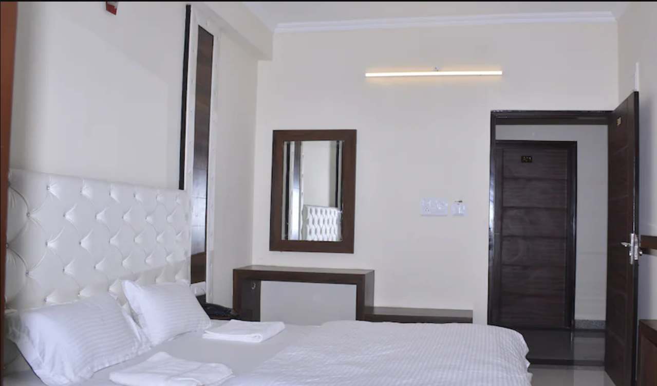 Duplicate Hotel Eden