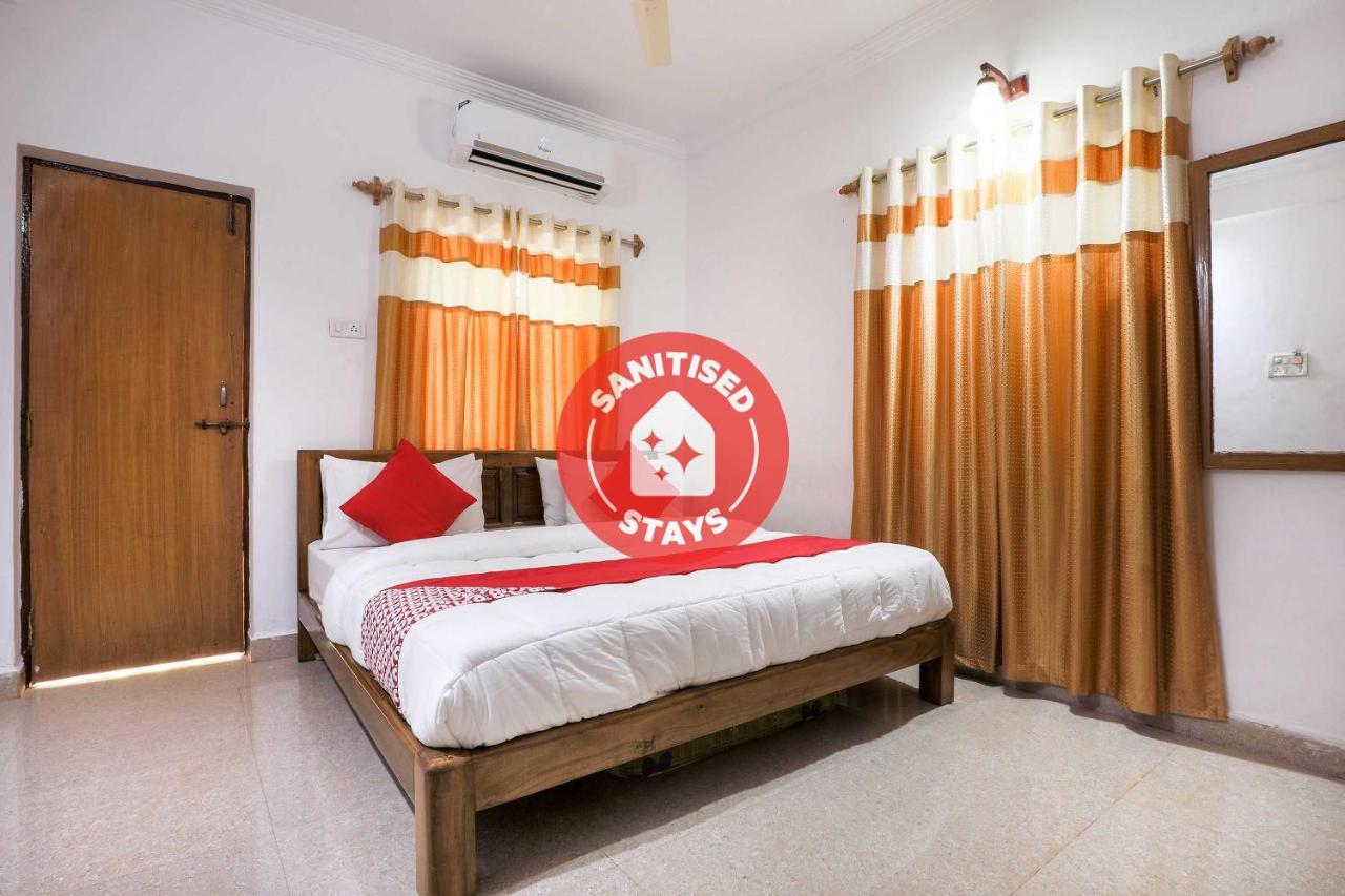 OYO 701058 Ahoka Palace