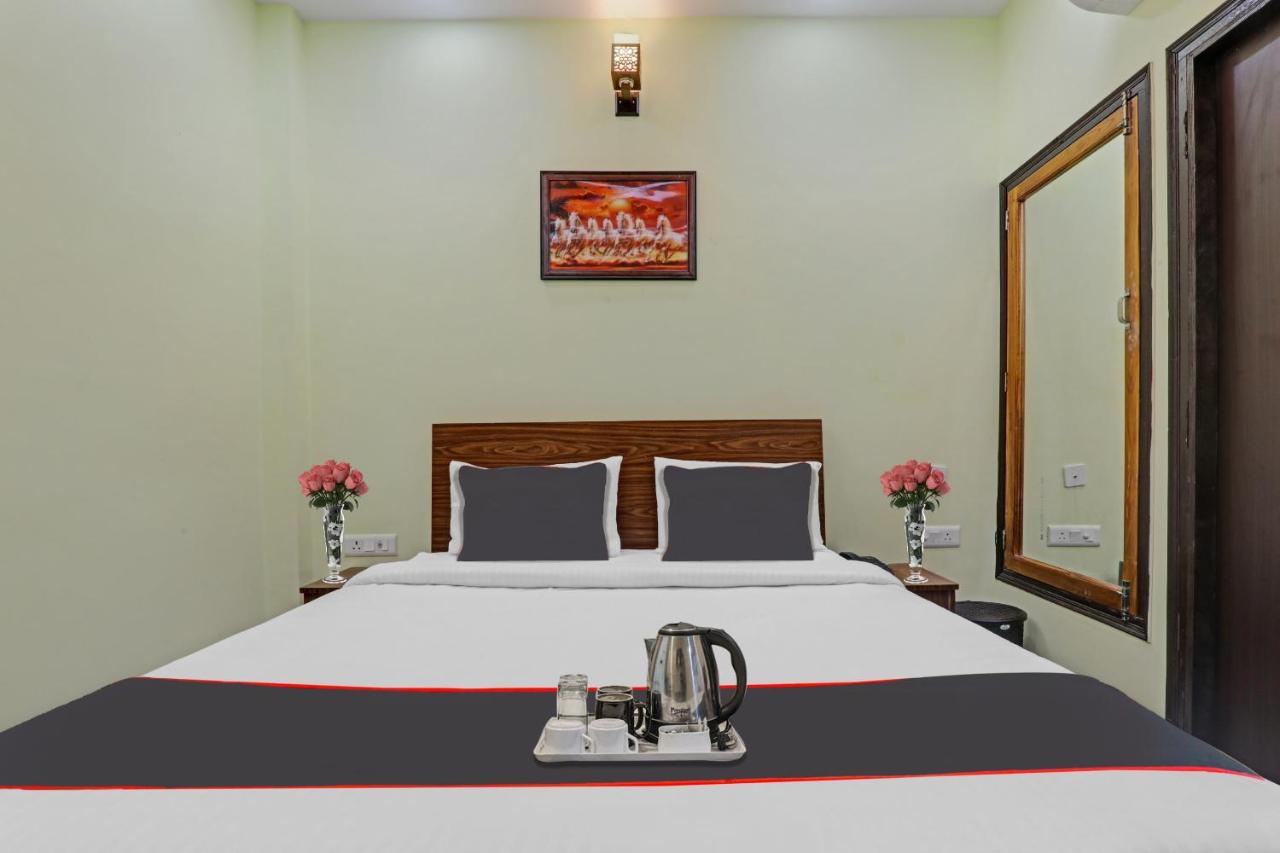 Collection O 701622 Hotel Shiva Palace