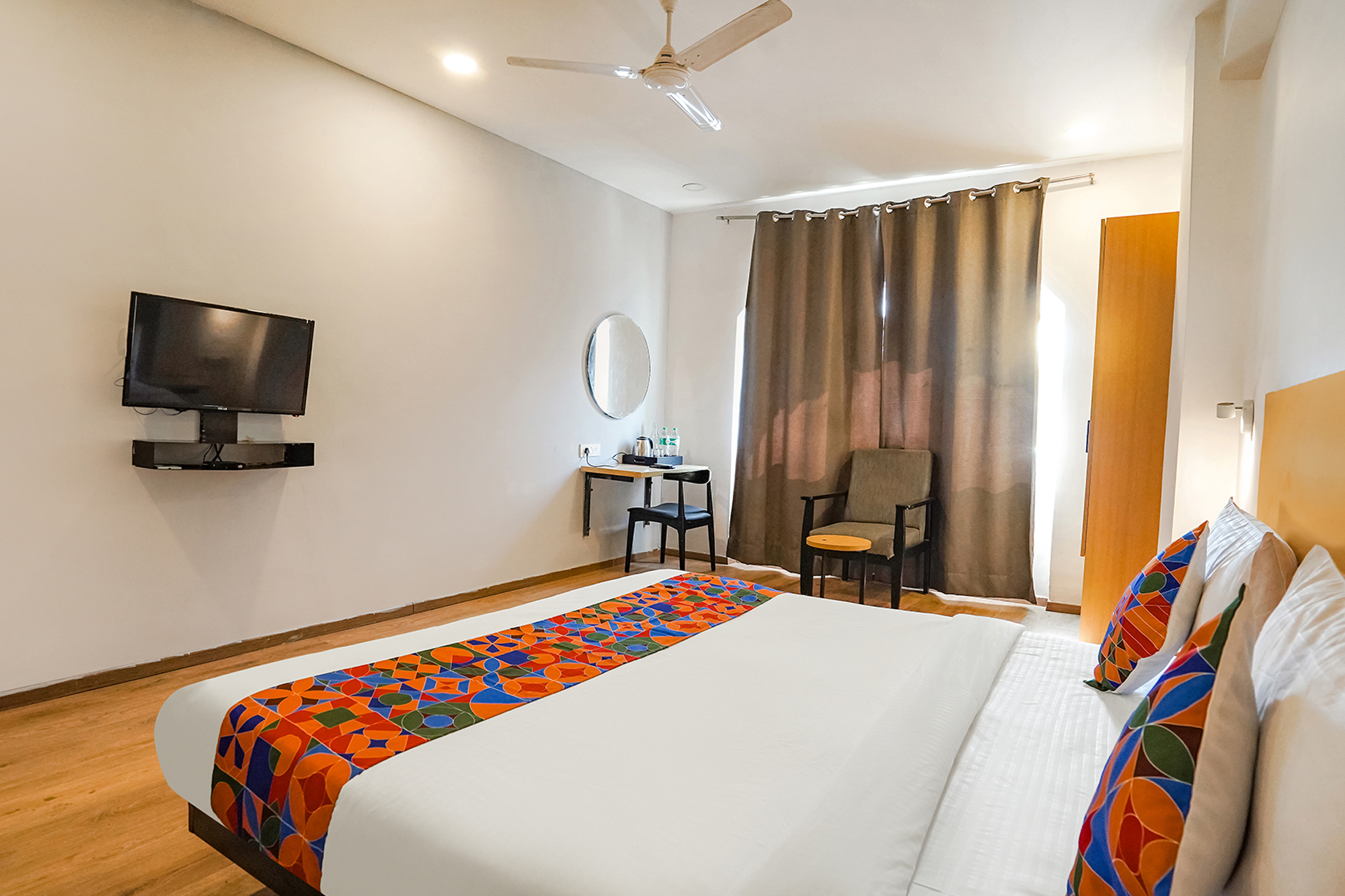 FabHotel Santosh Palace
