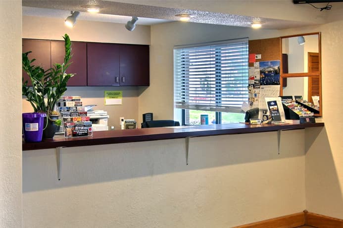Days Inn & Suites by Wyndham Traverse City