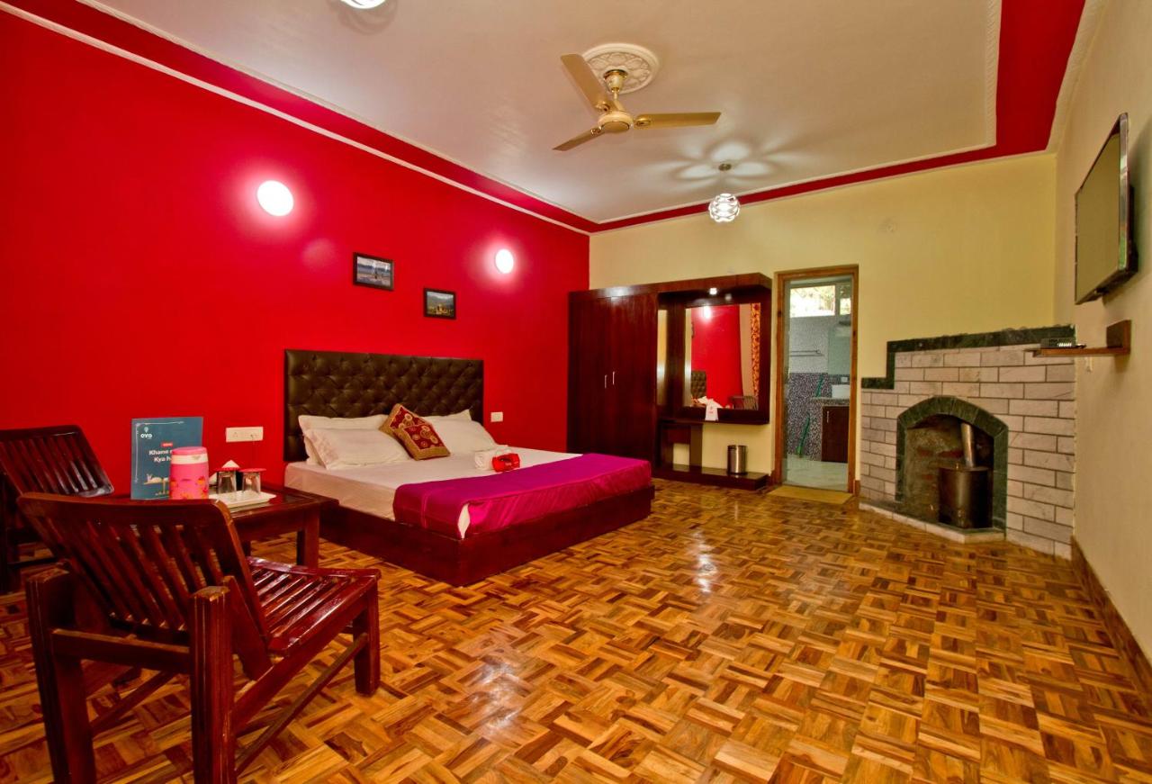 OYO Flagship 32166 The Snow Oak