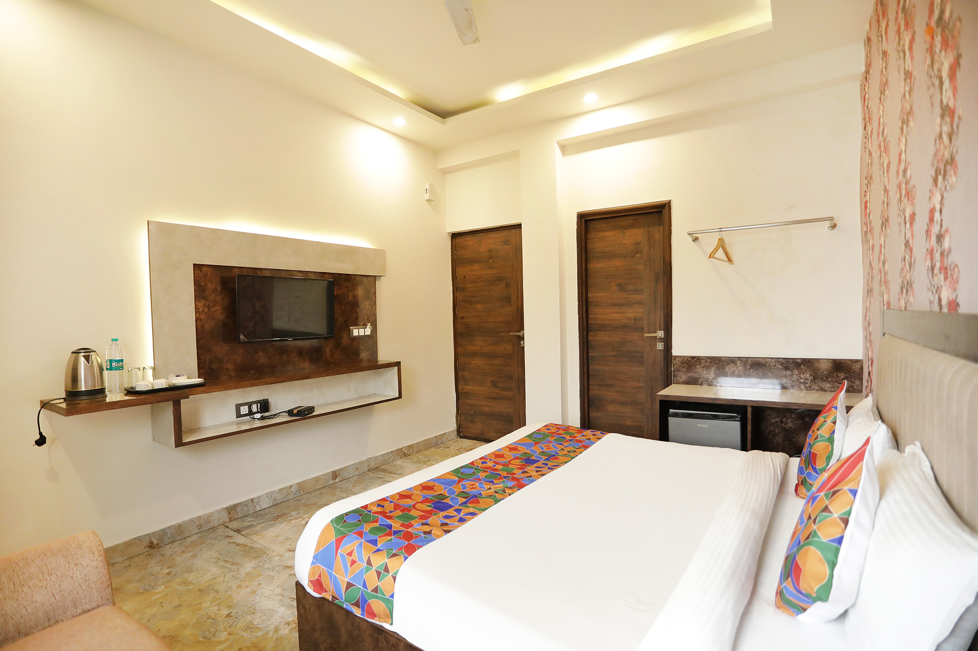 FabHotel Enaya Residency