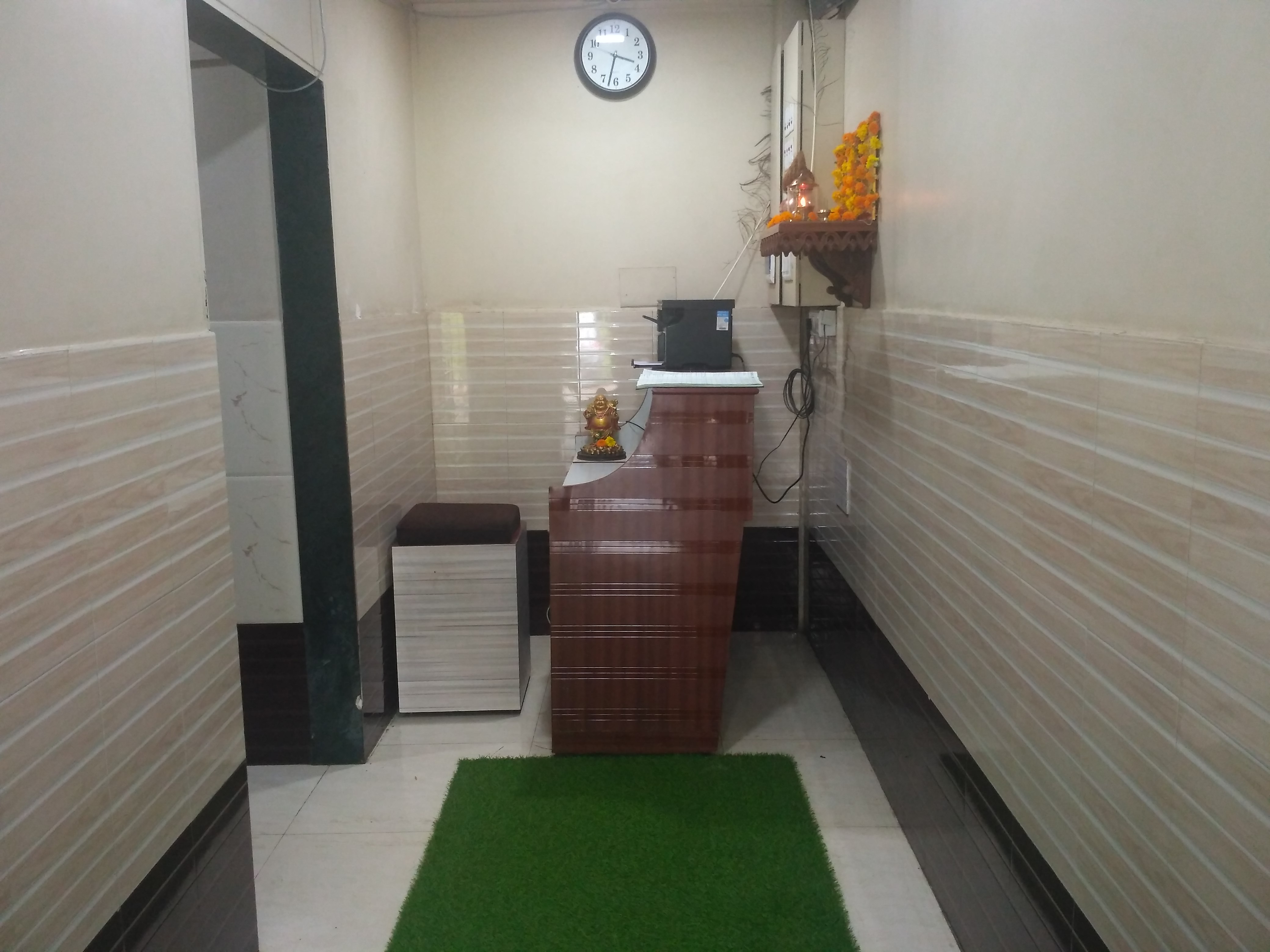 HOTEL RAJ INN GUEST HOUSE