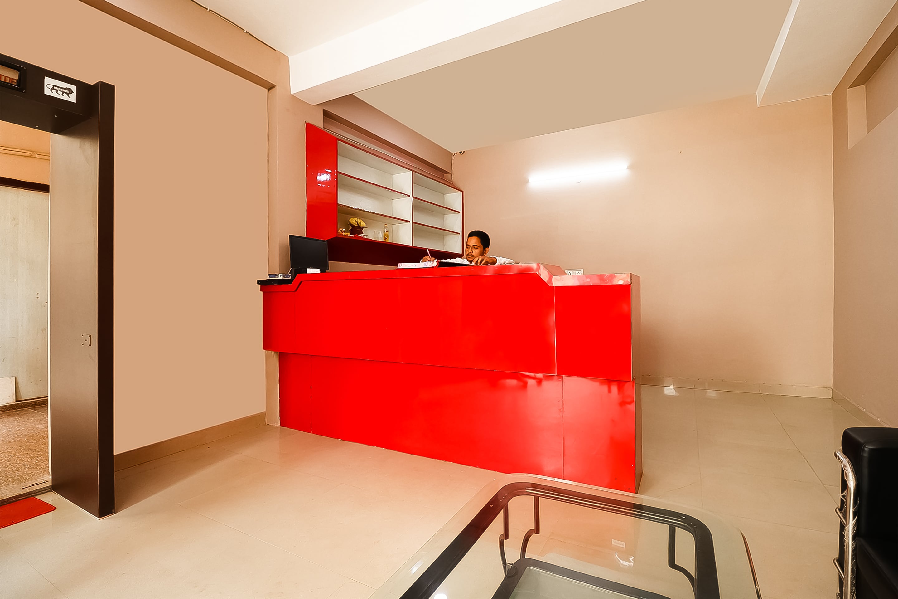 OYO 61264 Hotel Royal Orbit