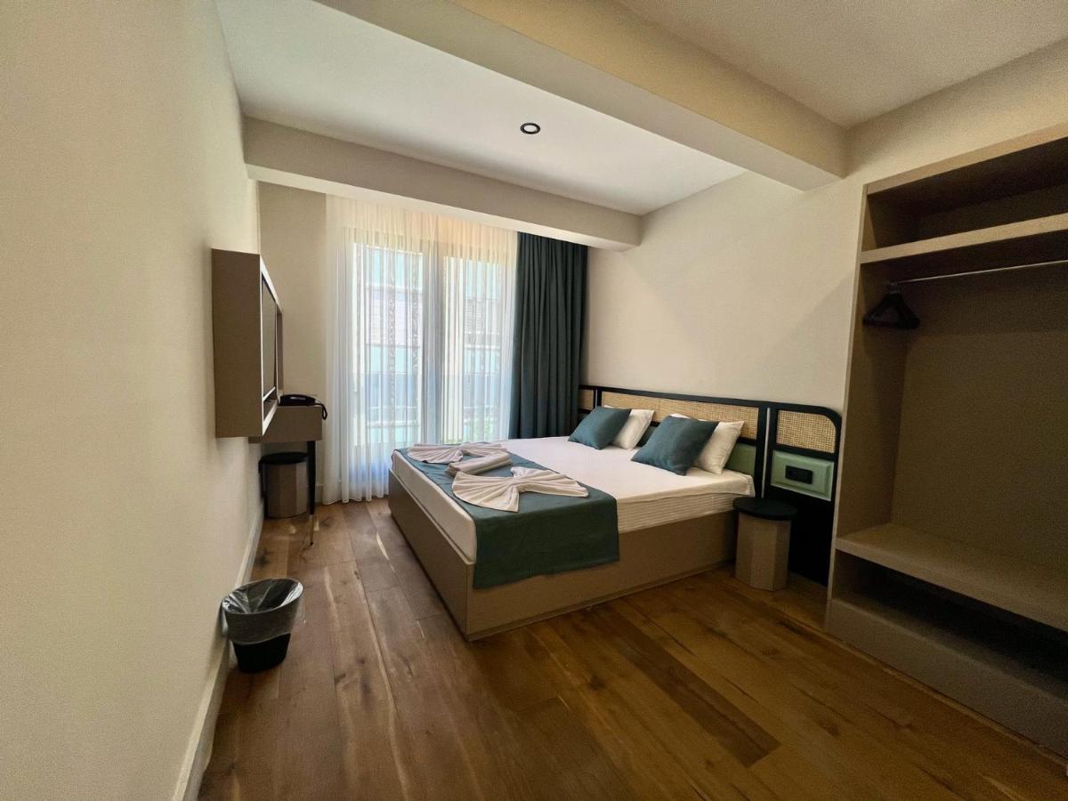 Coastline Boutique Hotel