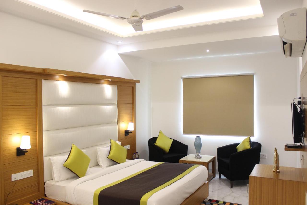Hotel Aero Star Near Delhi Airport