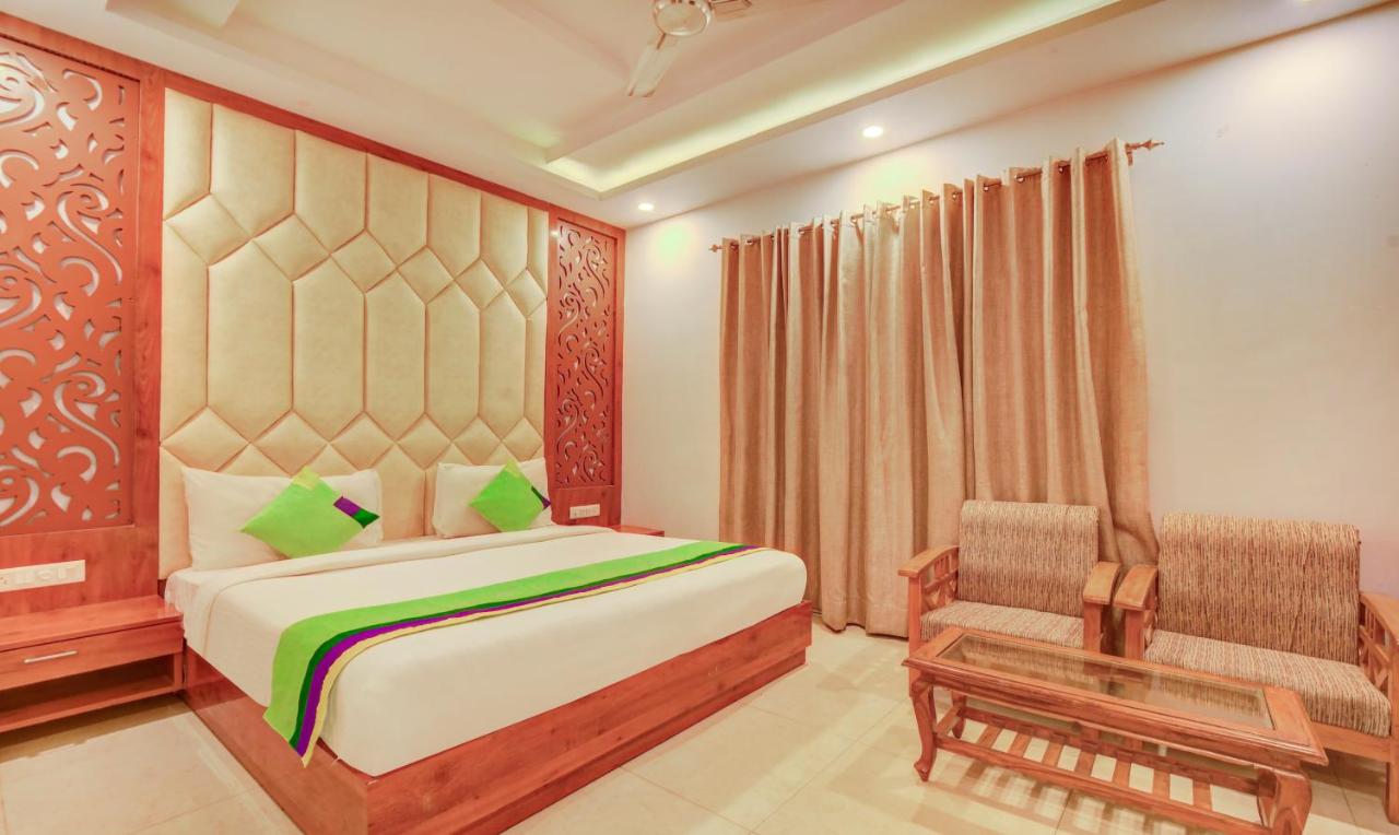 Treebo G K Residency Near Dehradun Railway Station