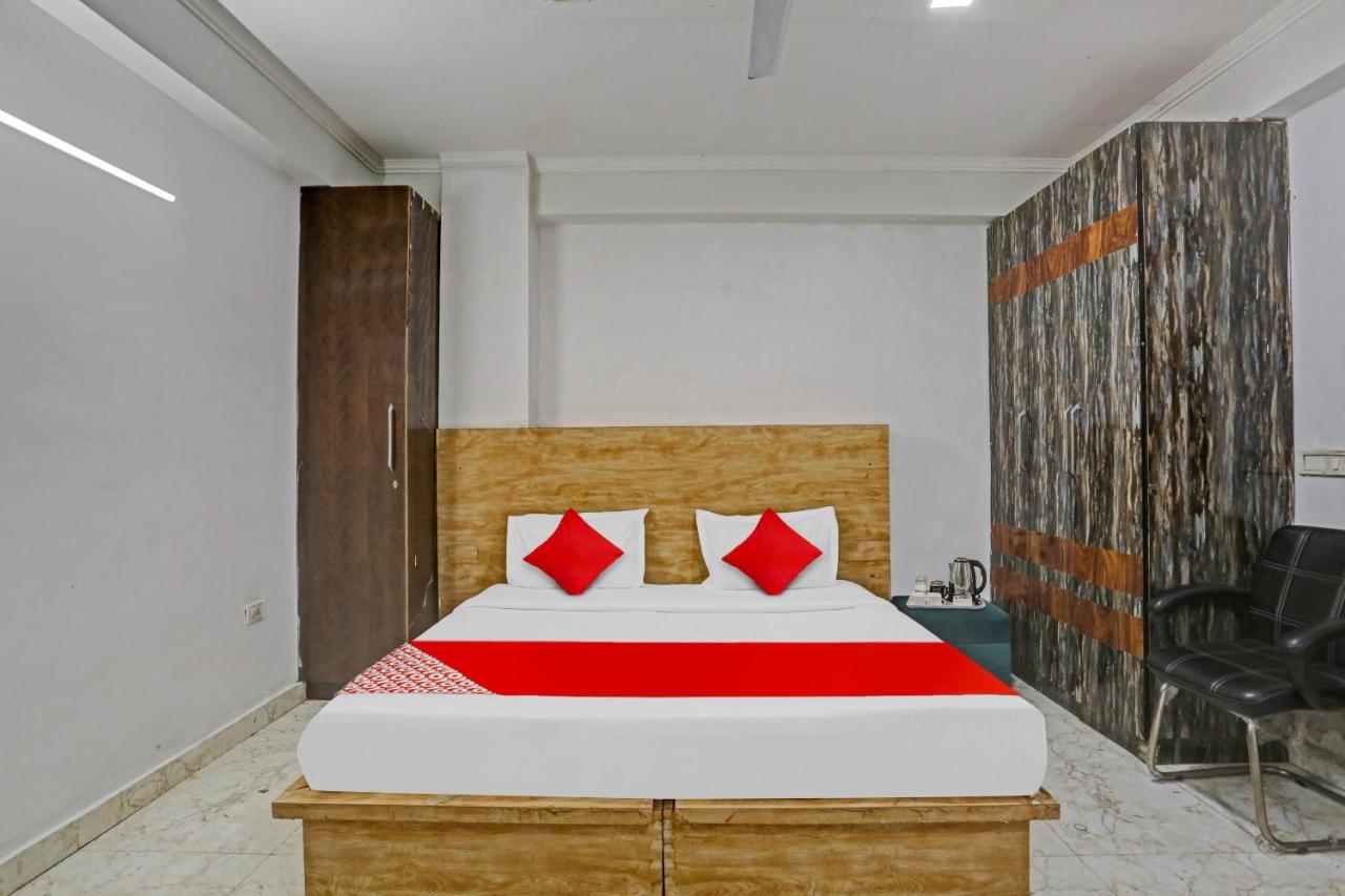 OYO Flagship 807956 Super Delight Inn