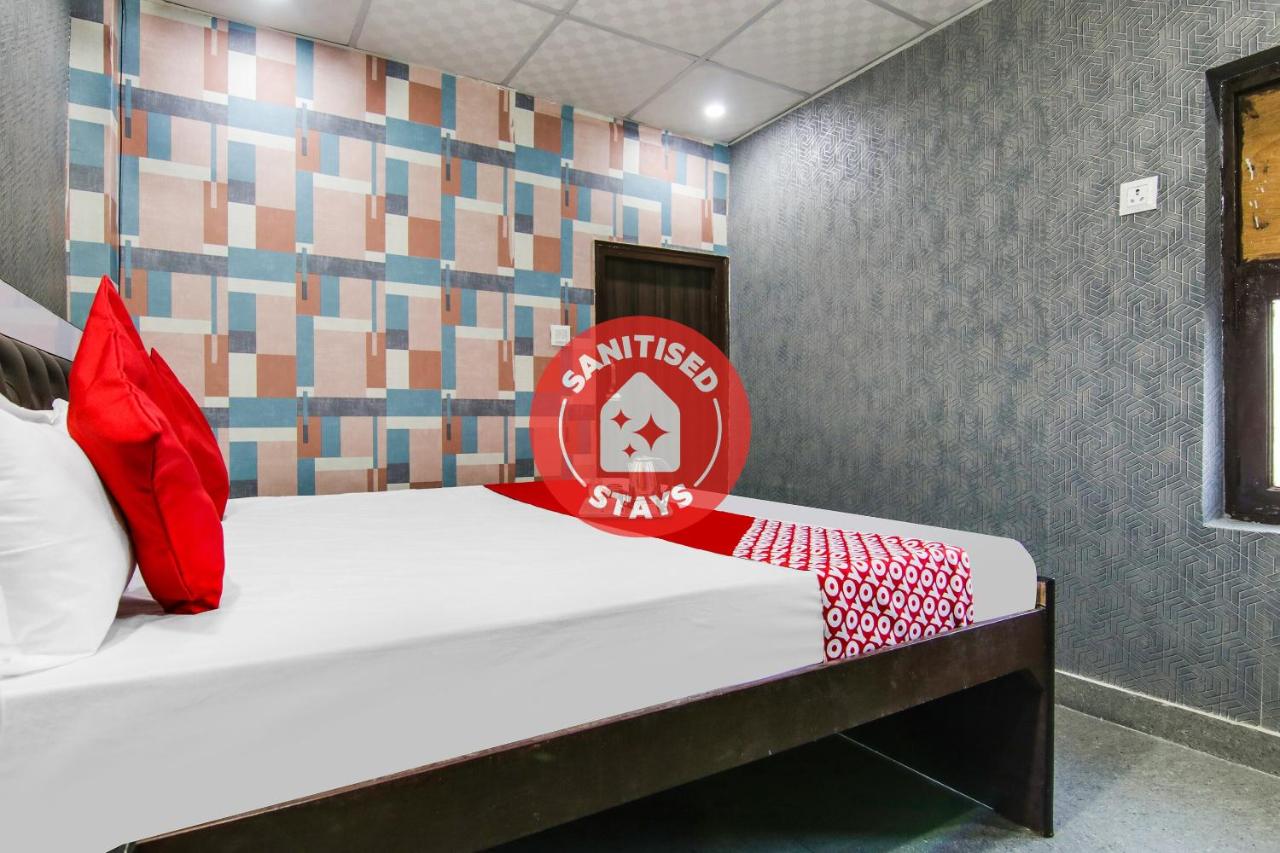 OYO Flagship 701734 Vikal Stay