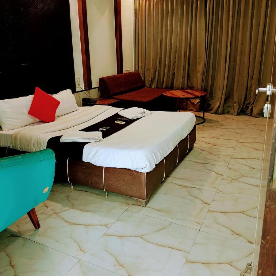 HOTEL WELCOME PALACE