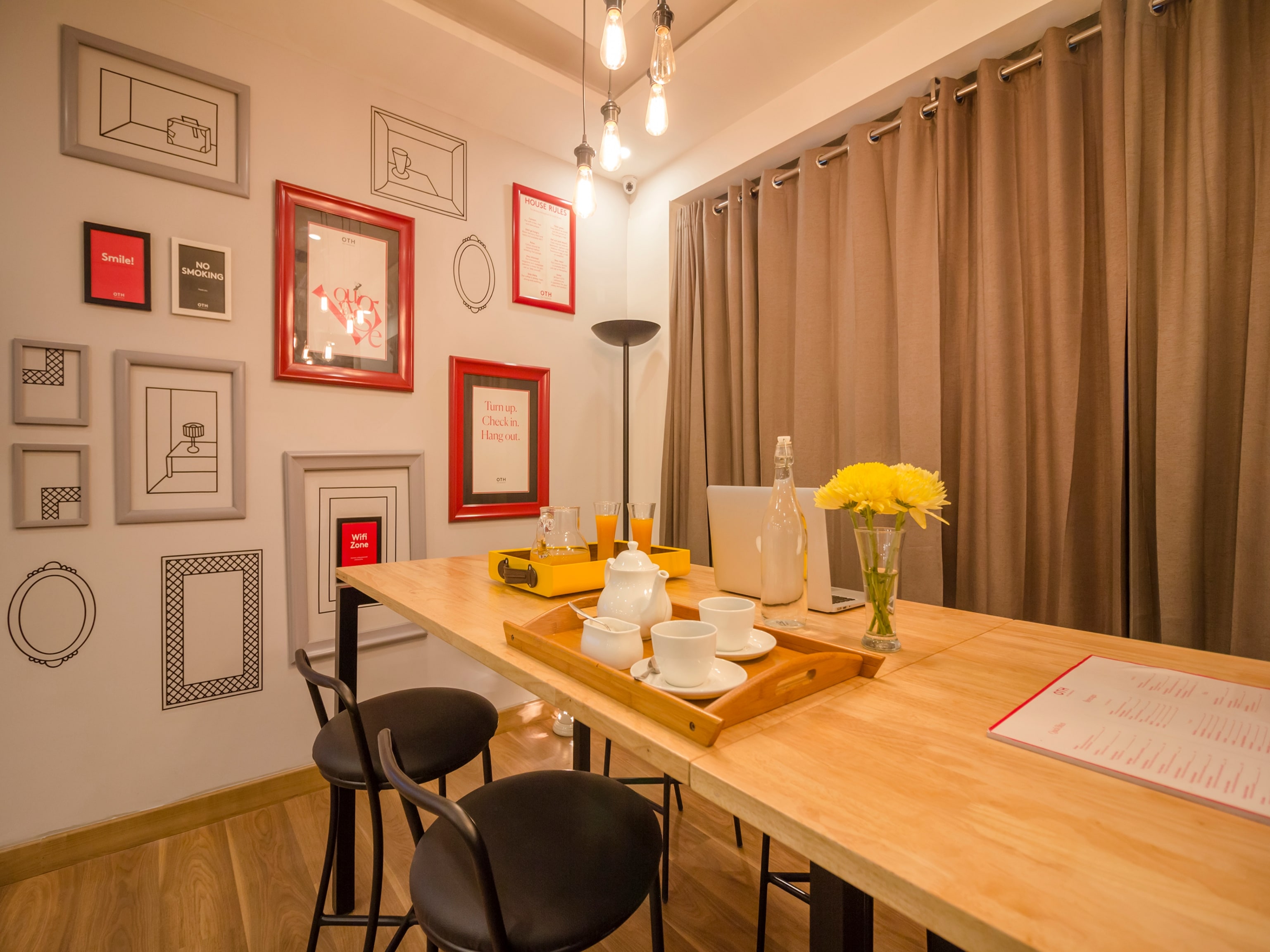 Townhouse 893 The Circle Rajapark