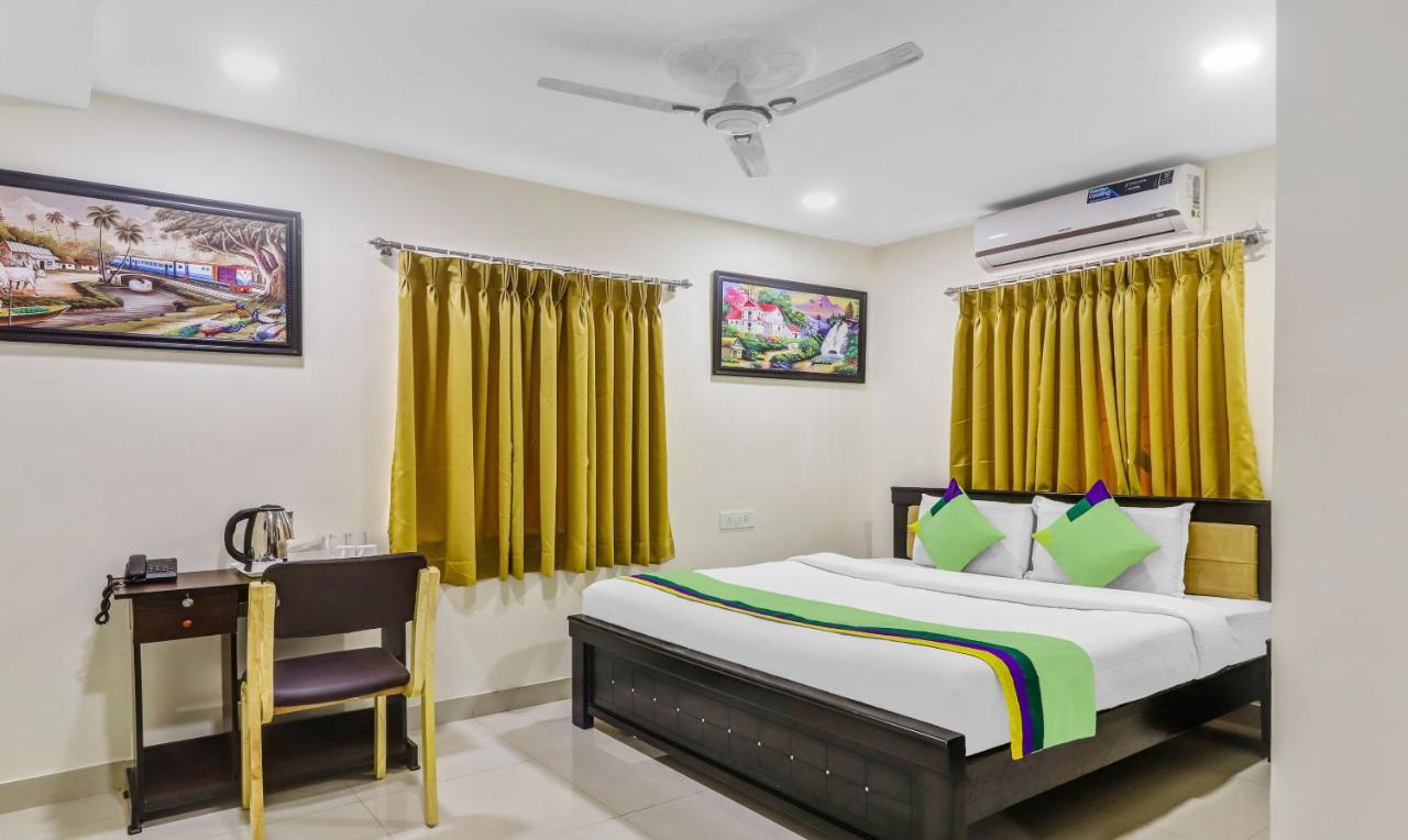 Itsy By Treebo - Royal Galaxy Kukatpally