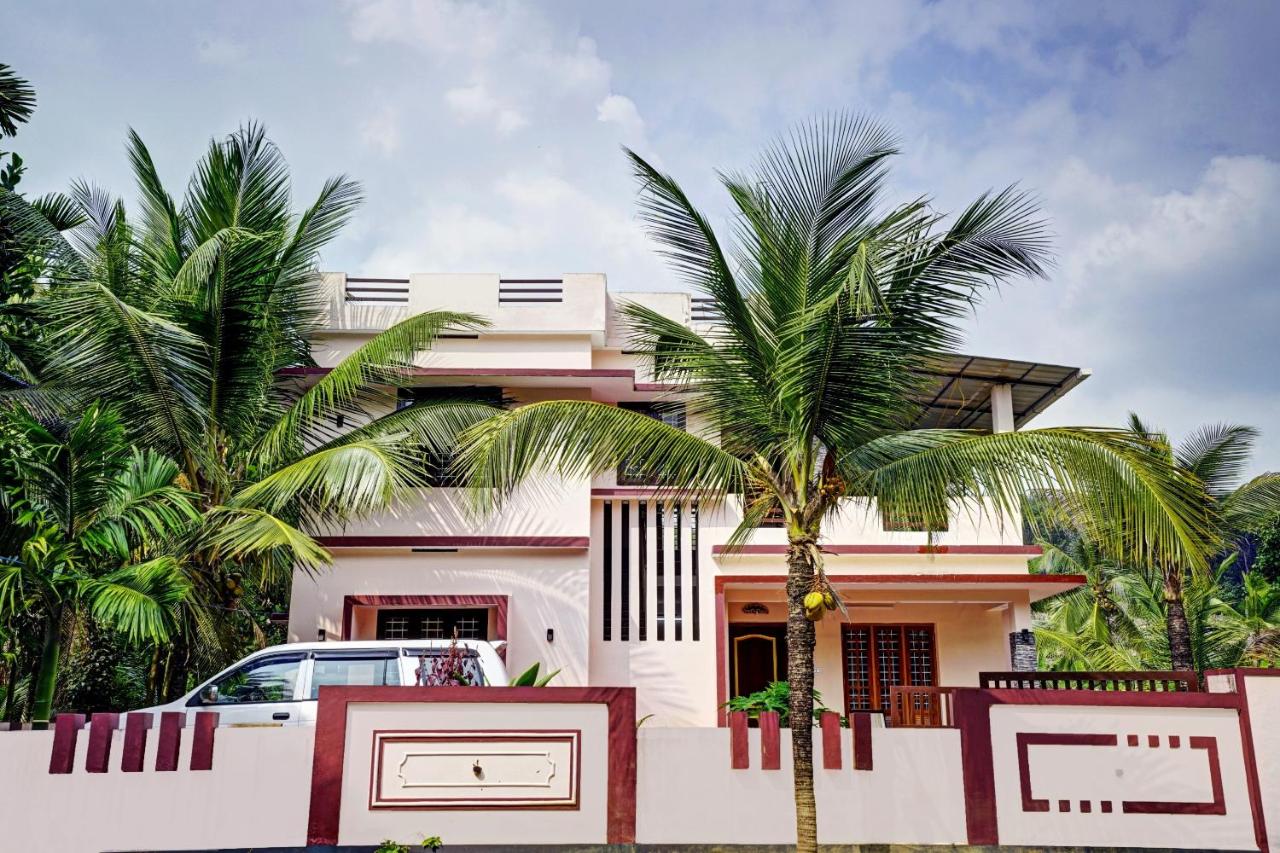 OYO Flagship 80461 R K Residency