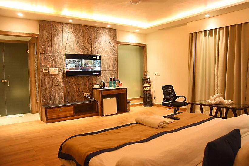 Sparsh Hotel and Resort