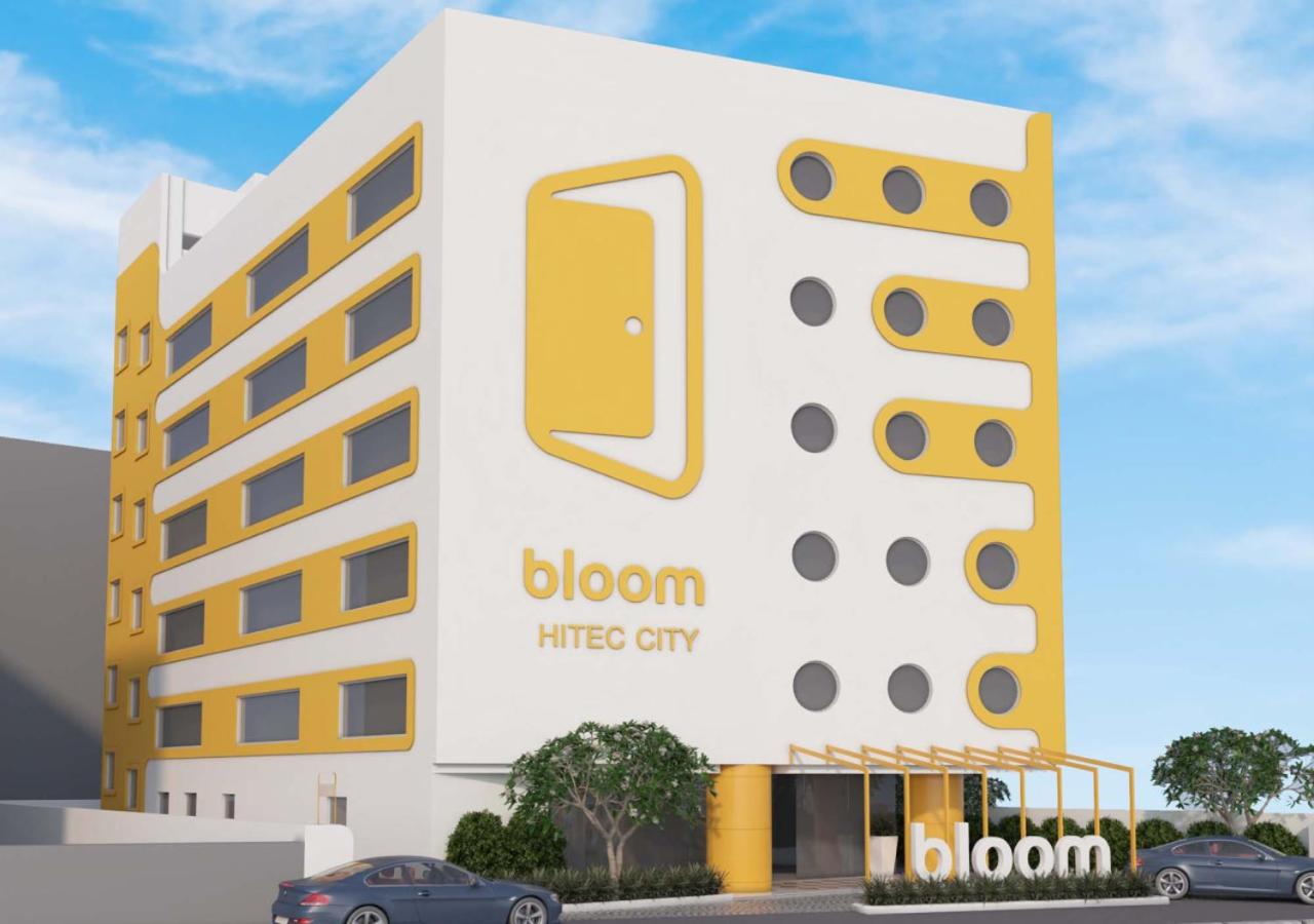 Bloom Hotel HITEC City