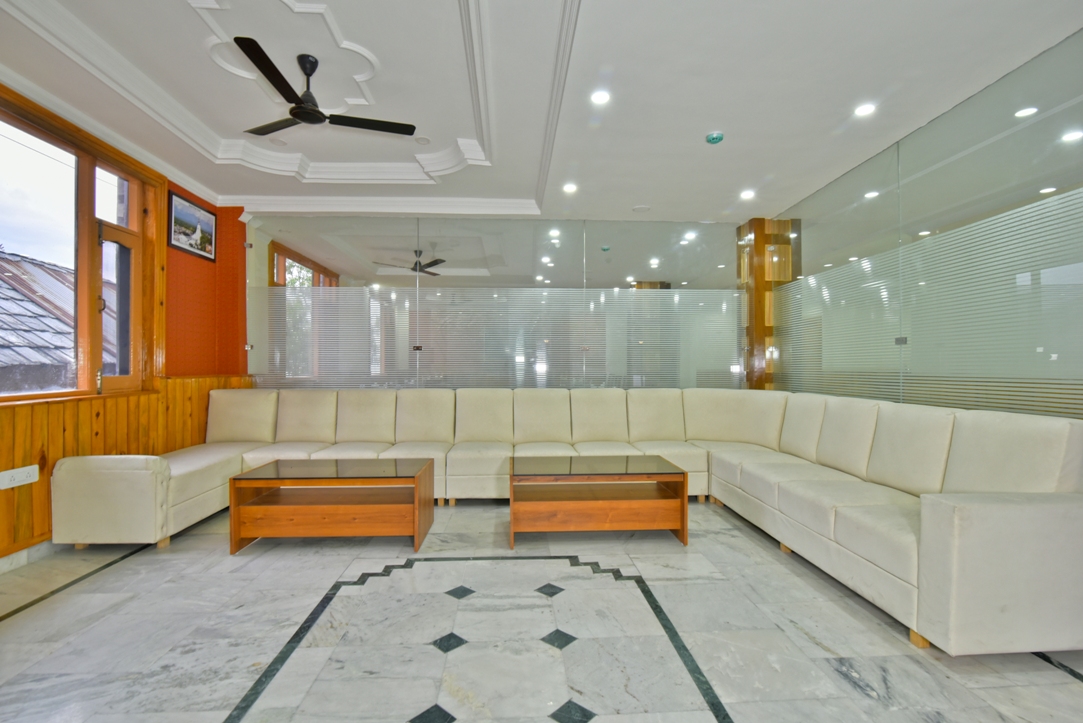 Hotel Pine View - Hotel In Dharamshala