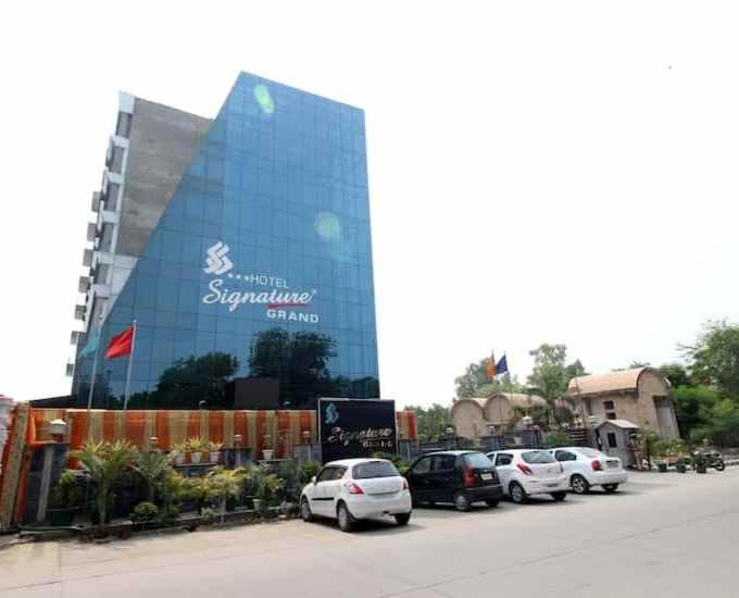 Signature Grand Hotel