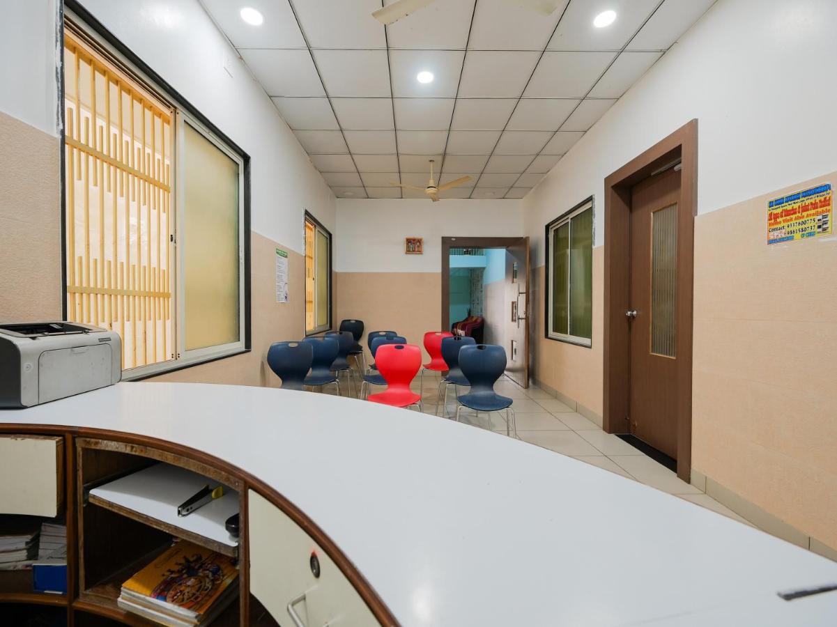 OYO Flagship 83759 Nityanand Inn