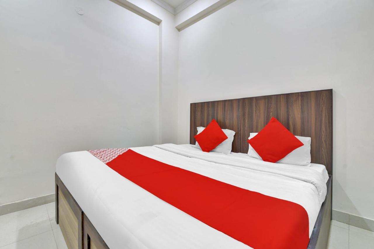 OYO Flagship 805689 Hotel The Gold