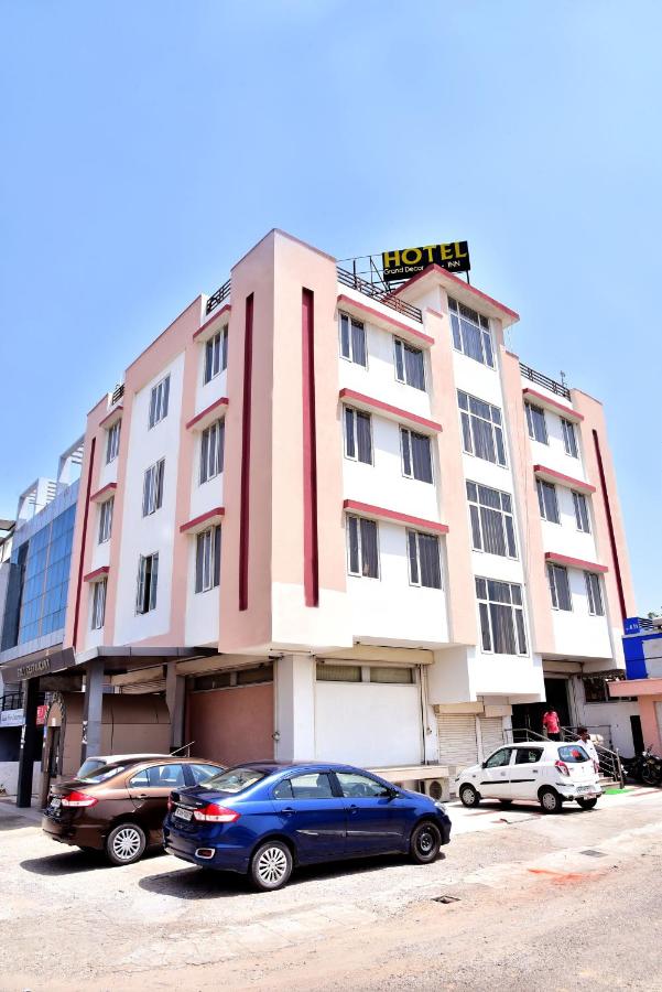 Hotel Grand Decor Inn