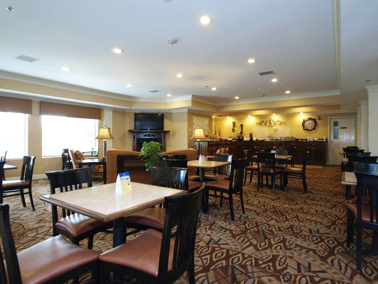 Best Western Plus Valdosta Hotel  Suites