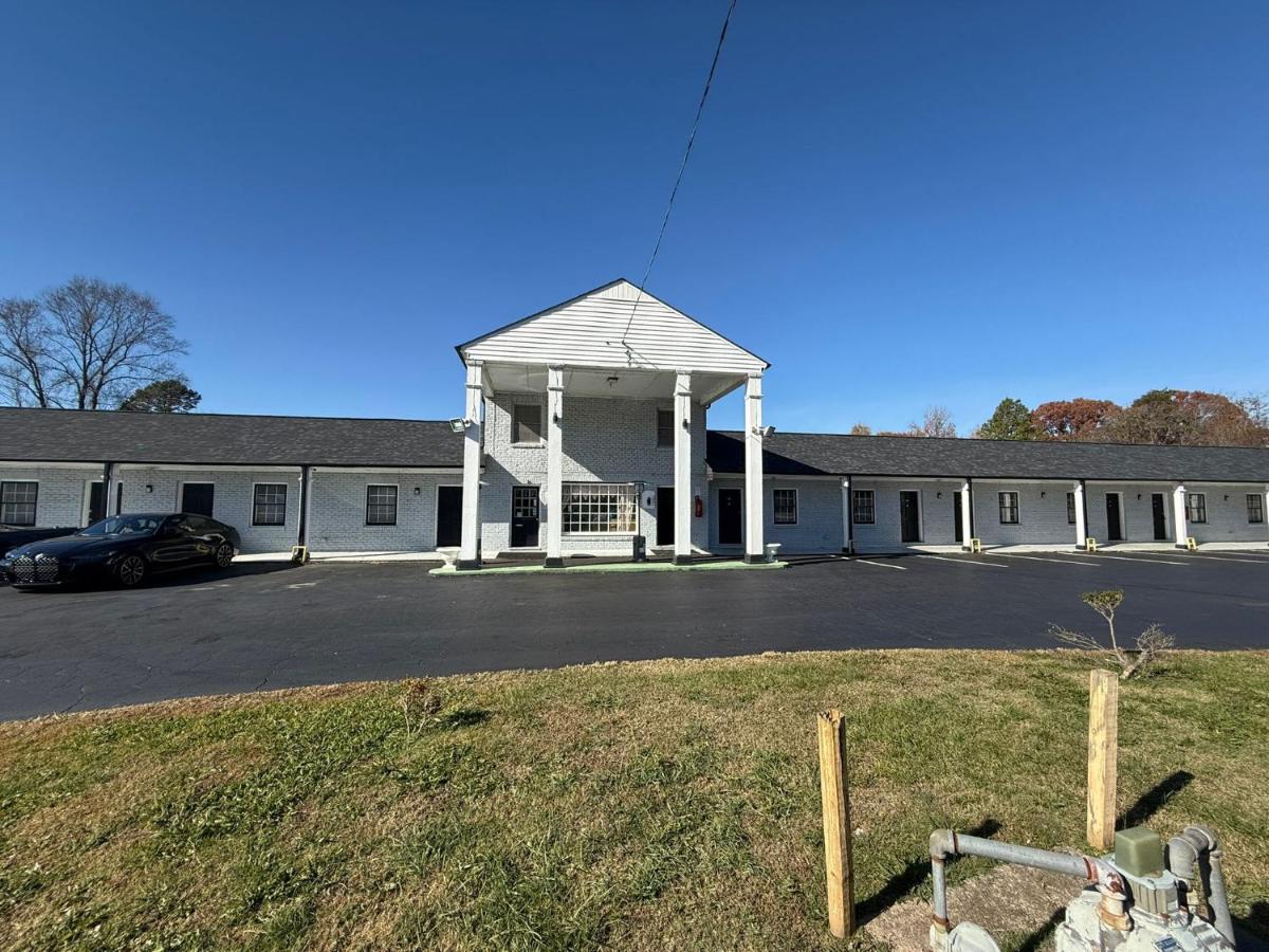 OYO Hotel Economy Inn US-29 Danville