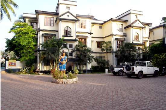 Maizons Lake View Resort