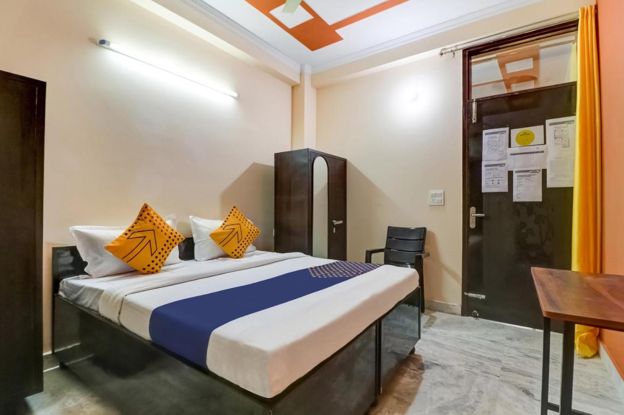 SPOT ON DEL2878 S K Residency