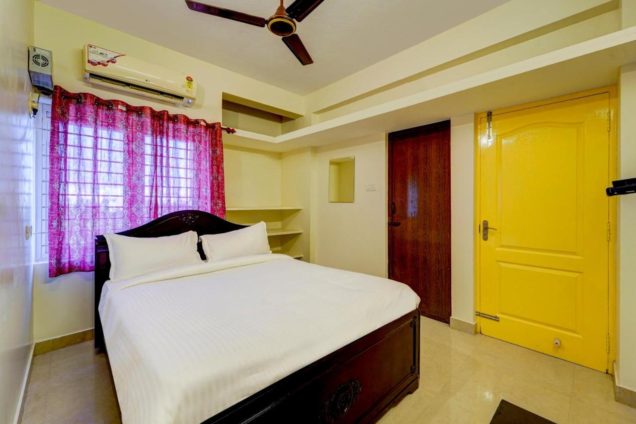 OYO Flagship 805216 Senthamizh Residency