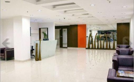 Featherlite Evoma Hotel