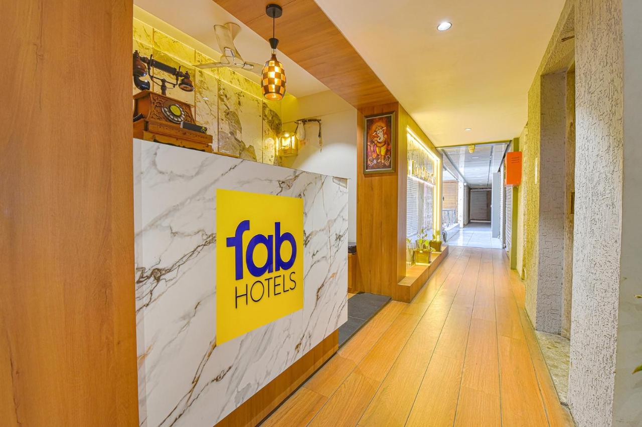 FabHotel Udhna Inn