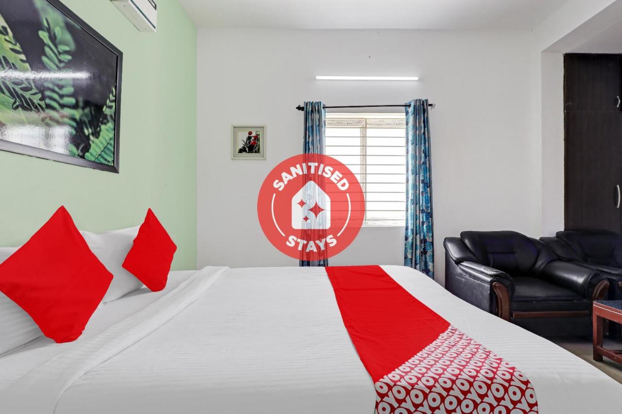 OYO Flagship 84966 The Max Well Resort