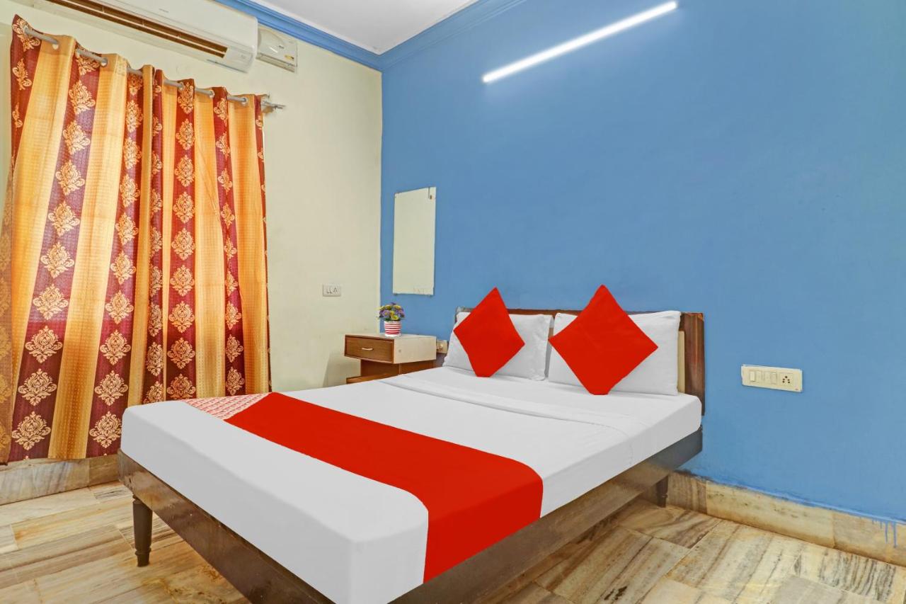 OYO Flagship 807091 New Sabharwal