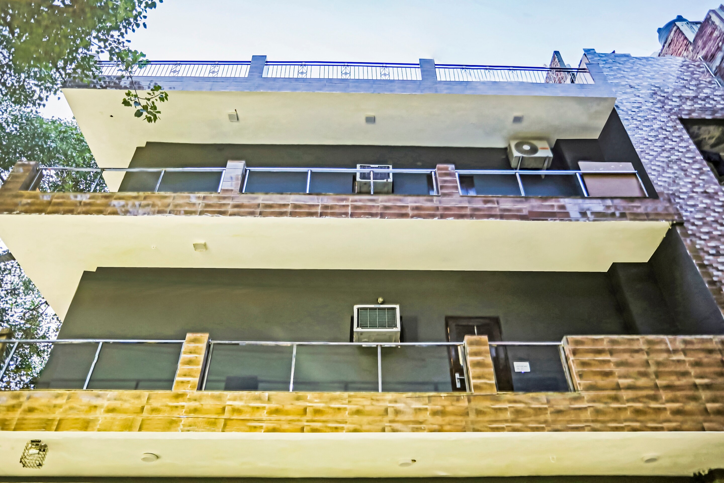 OYO Flagship 80575 Kashish Residency