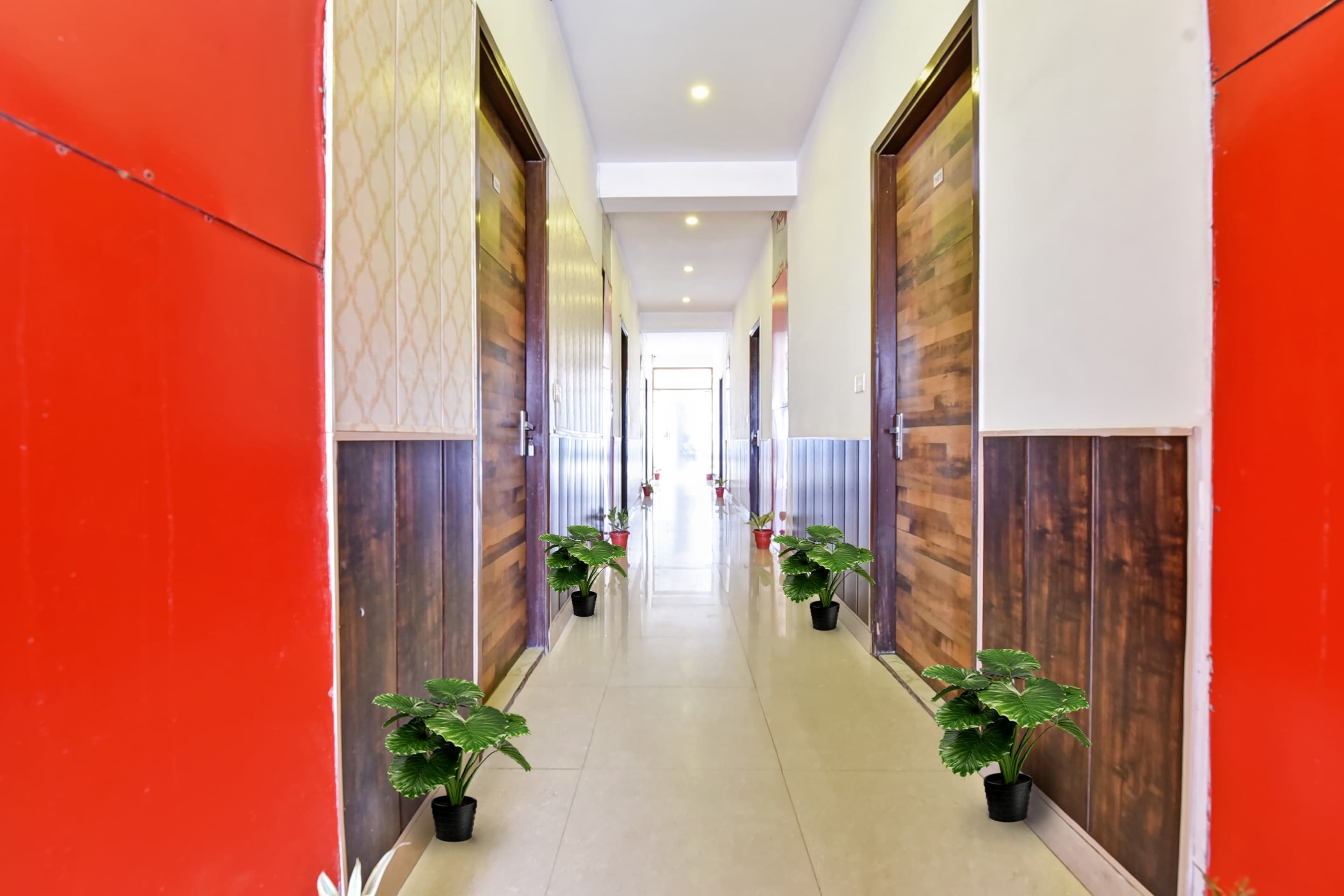 Capital O 86466 Hotel Pearl Grand