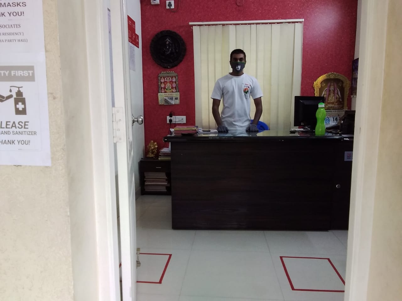 OYO 36655 Lakshmi Residency