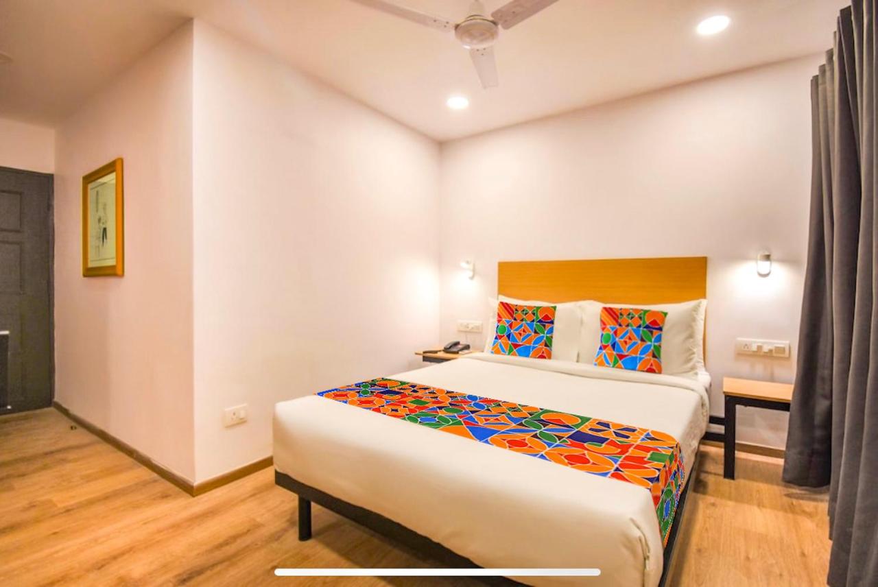 FabHotel Heera Holiday Inn - Fully Vaccinated Staff