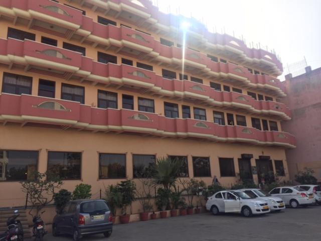 Hotel Glitz Jaipur
