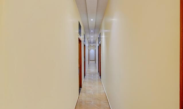 FabExpress Colaba Grand