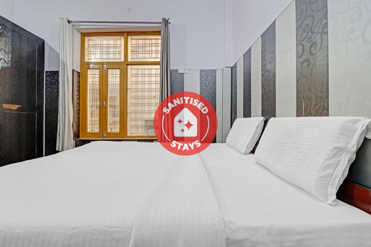 Collection O 703940 Hotel Durga Palace