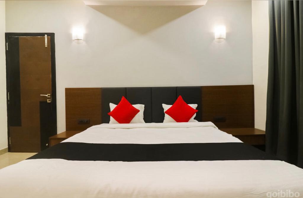 Hotel Nikhil Regency