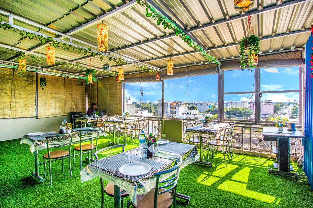 FabHotel The Airport Residency	