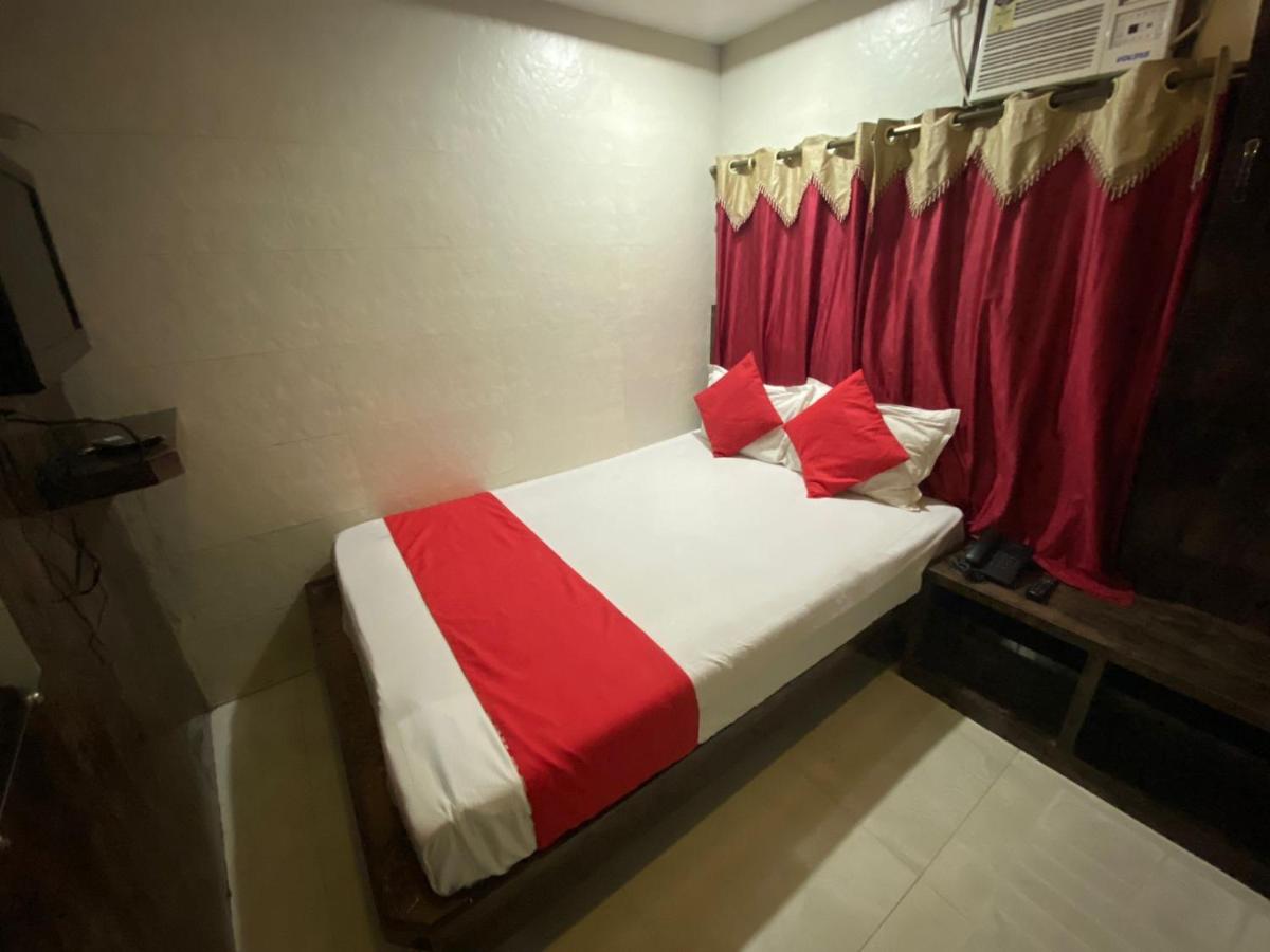 Paris Residency Next to Dadar Railway Station