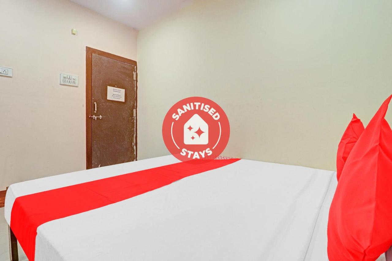 OYO FLAGSHIP 807099 Hotel Sri Sai Dwaraka Residency